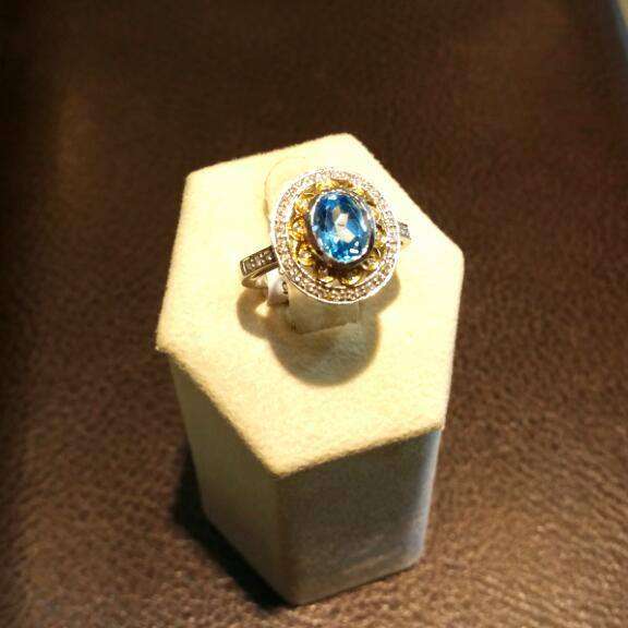 Lupitas Jewelers | 11255 Sierra Ave #2c, Fontana, CA 92337, USA | Phone: (909) 823-1189