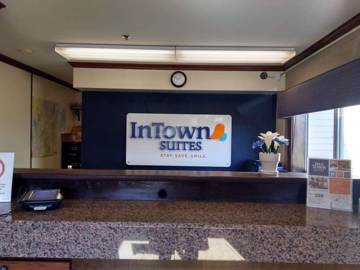 InTown Suites Extended Stay Indianapolis IN - Traders Point | 5820 W 85th St, Indianapolis, IN 46278 | Phone: (317) 871-0809