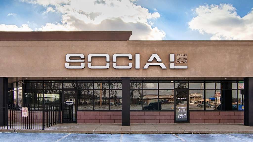 Social 219 | 2350 Cline Ave, Crown Point, IN 46307 | Phone: (219) 322-3060