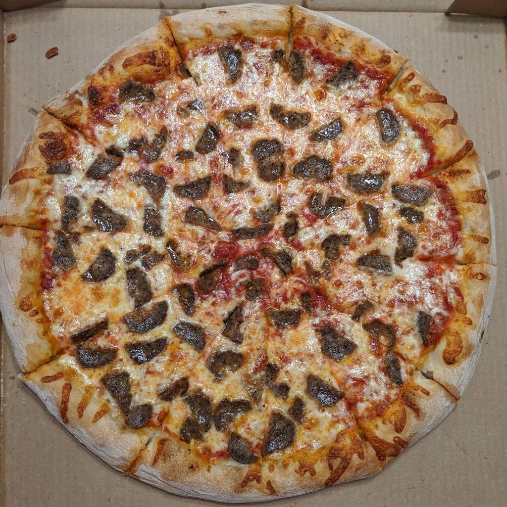 Leones Pizza | 713 Plum St, Oakmont, PA 15139 | Phone: (412) 828-9507