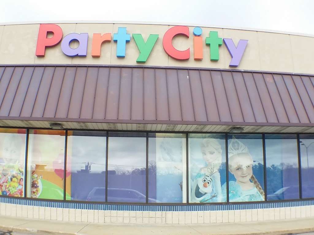 Party City | 600 S St W, Raynham, MA 02767, USA | Phone: (508) 880-3320