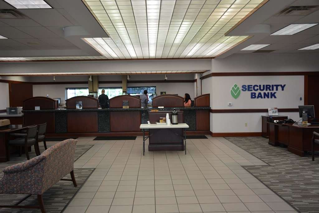 Security Bank of Kansas City | 15110 Shawnee Mission Pkwy, Shawnee, KS 66217 | Phone: (913) 281-3165