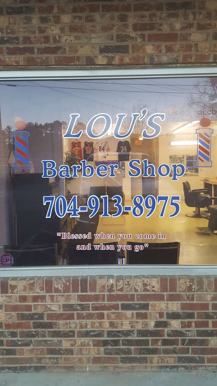 Lous Barbershop | 610 S Main St, Mt Holly, NC 28120, USA | Phone: (704) 913-8975