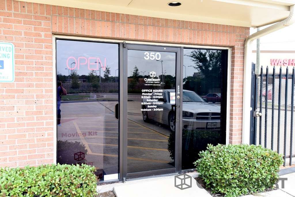 CubeSmart Self Storage | 350 W Rankin Rd, Houston, TX 77090, USA | Phone: (281) 872-7290