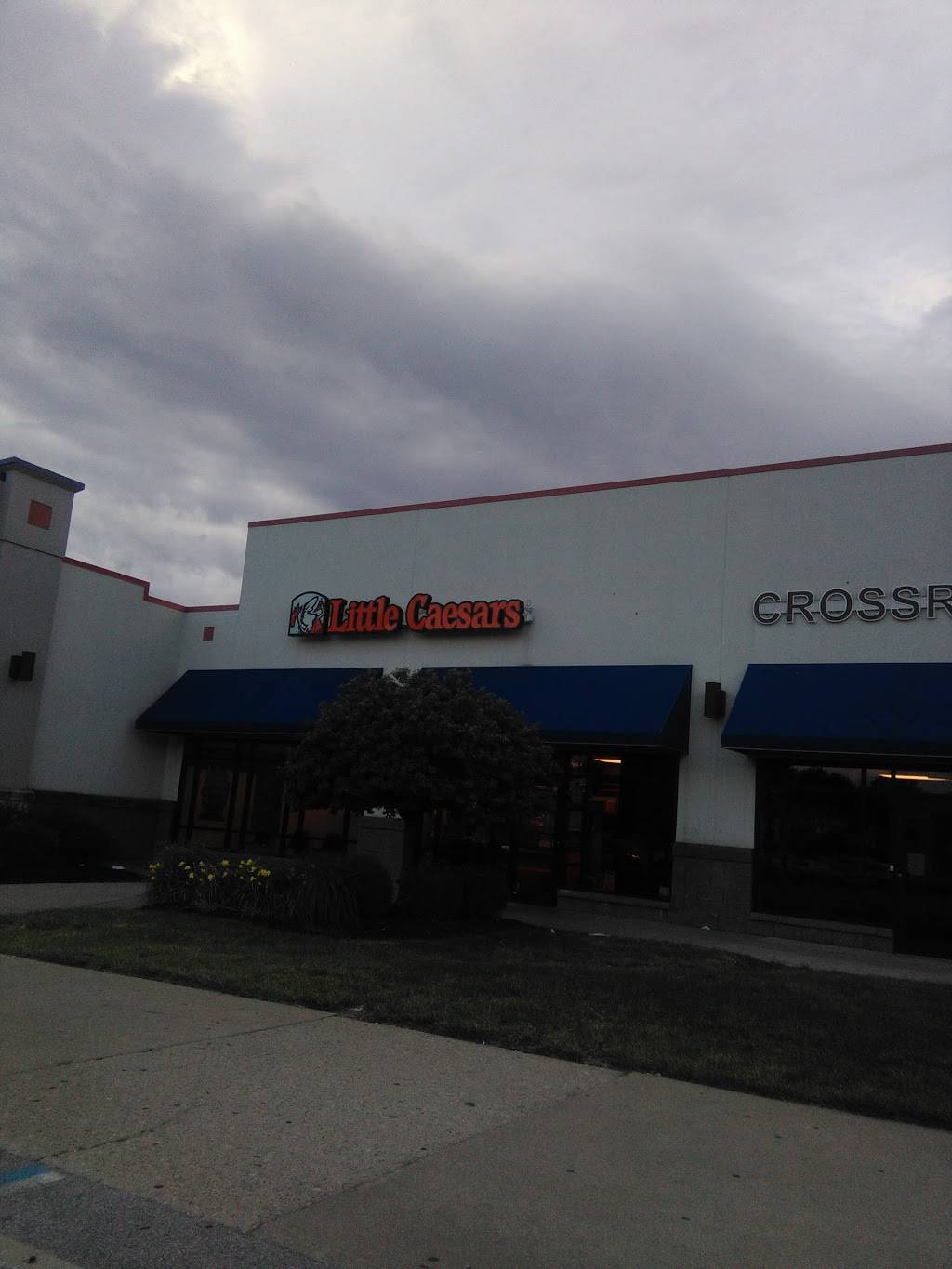 Little Caesars Pizza | 2600 W Sylvania Ave, Toledo, OH 43613, USA | Phone: (419) 472-8476