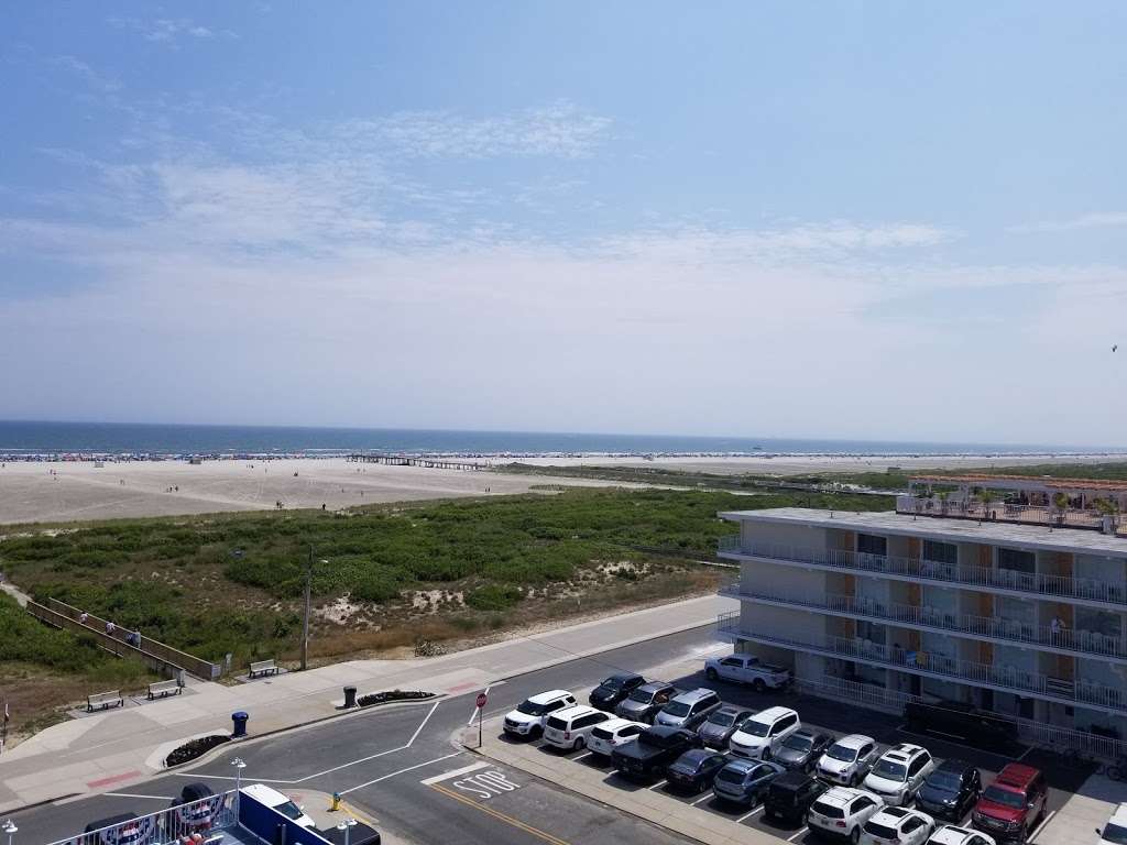 Adventurer Motor Inn | 5401 Ocean Ave, Wildwood Crest, NJ 08260, USA | Phone: (609) 729-1200