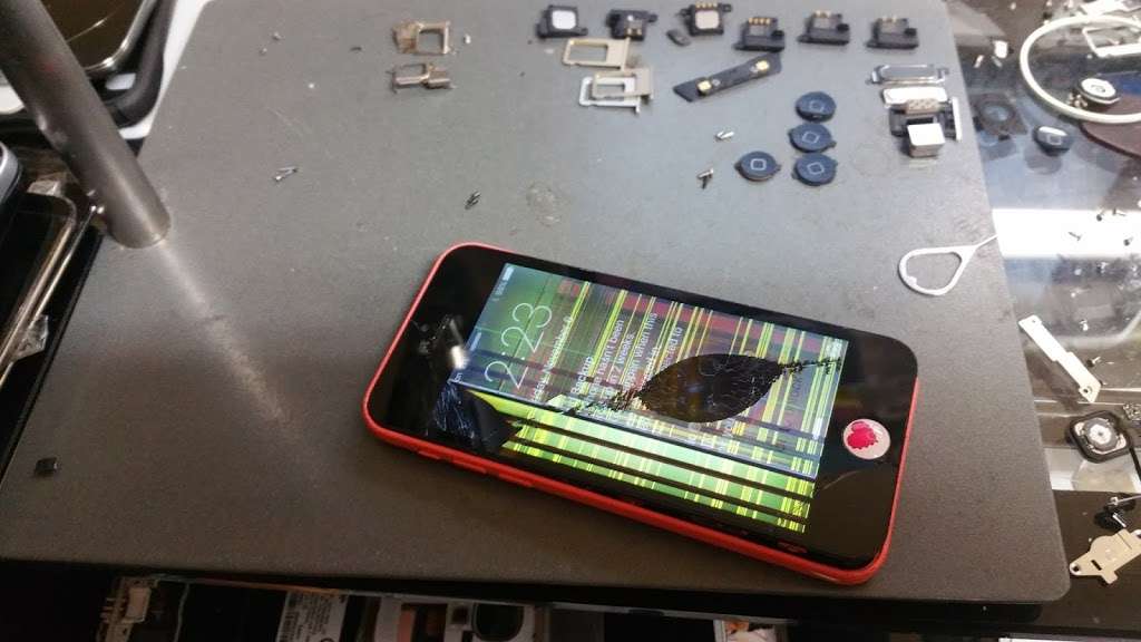 Iphone Repair Cell Phone Repair Screen Repair Blinks Mobile Bell | 9049 Somerset Blvd, Bellflower, CA 90706, USA | Phone: (562) 964-9312