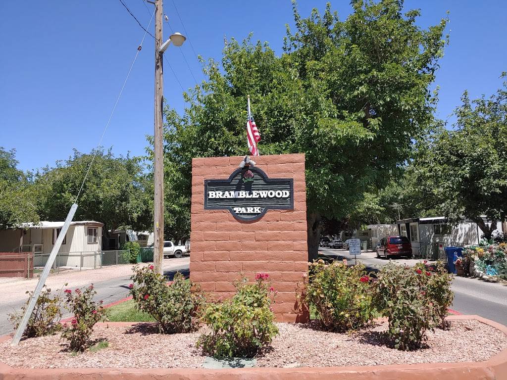 Bramblewood 55+ Mobile Home community | 1700 N Gateway Rd, Las Vegas, NV 89115, USA | Phone: (702) 452-5014
