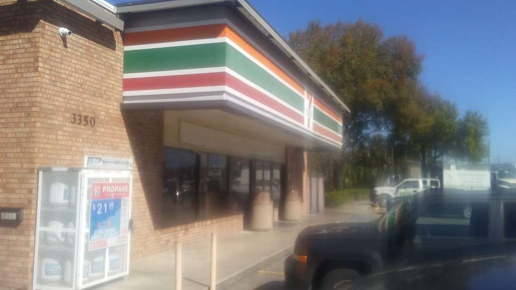 7-Eleven | 3350 N US Hwy 17 92, Longwood, FL 32750, USA | Phone: (407) 321-3974