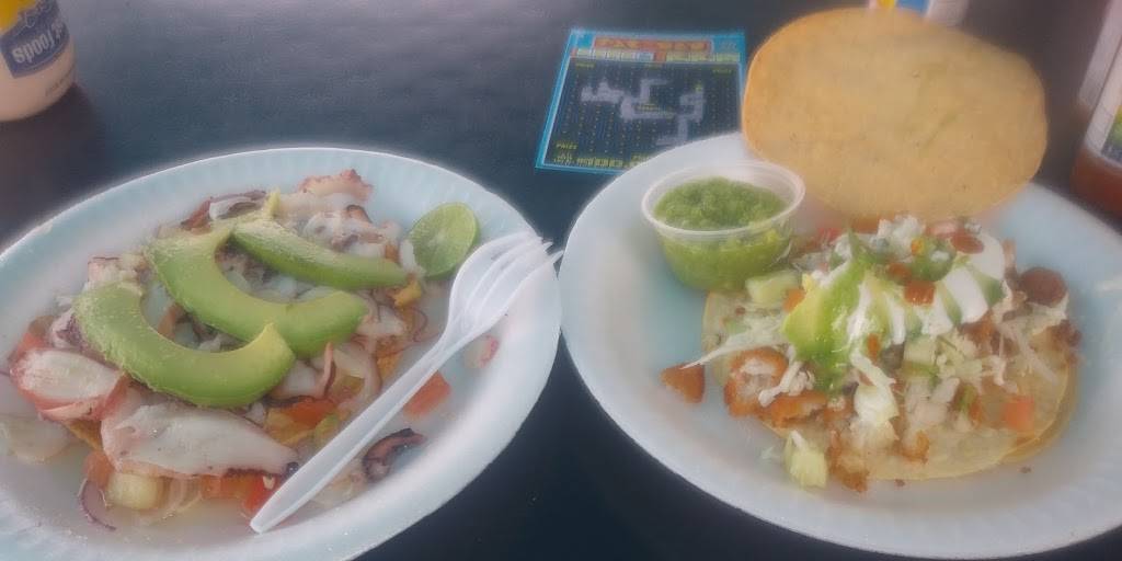 Mariscos Las Cazuelitas | 8117 Fillmore Ave #8101, Bakersfield, CA 93306, USA | Phone: (661) 281-7989