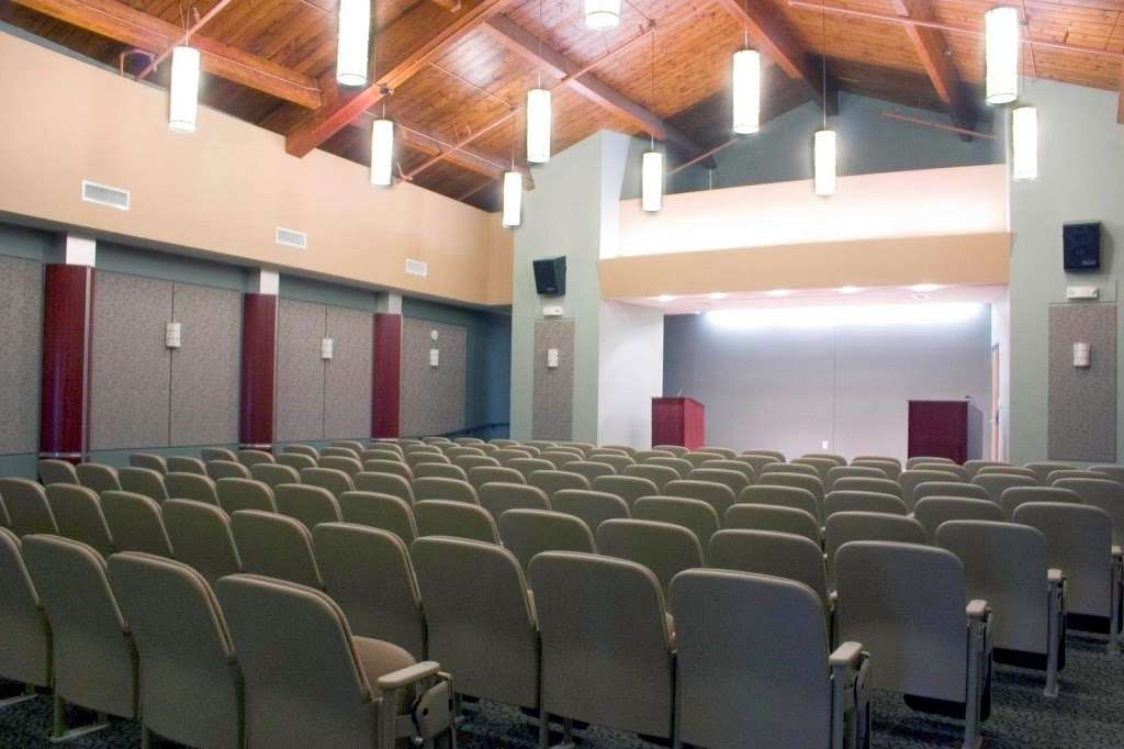 Wylie Inn and Conference Center | 295 Hale St, Beverly, MA 01915, USA | Phone: (866) 333-0859