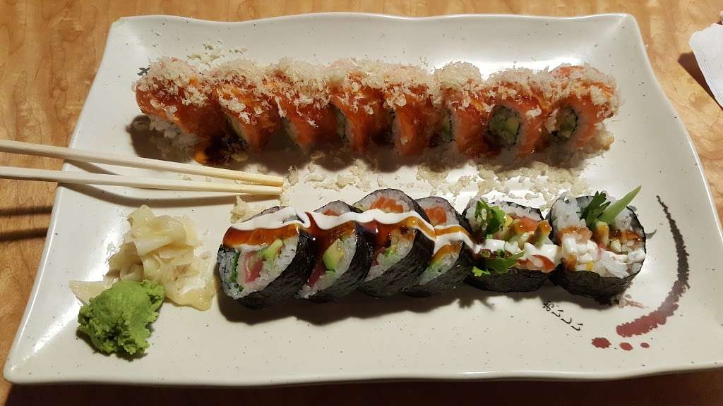 Hakuya Sushi | 3706, 161 W Dundee Rd, Buffalo Grove, IL 60089 | Phone: (847) 537-7707