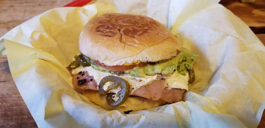Chunkys Burger | 4602 Callaghan Rd, San Antonio, TX 78228, USA | Phone: (210) 433-9960