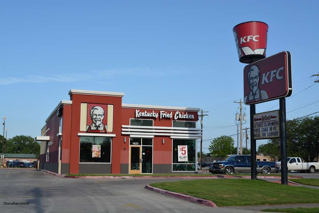 KFC | 1623 S Gordon St Drive, Alvin, TX 77511, USA | Phone: (281) 331-6612