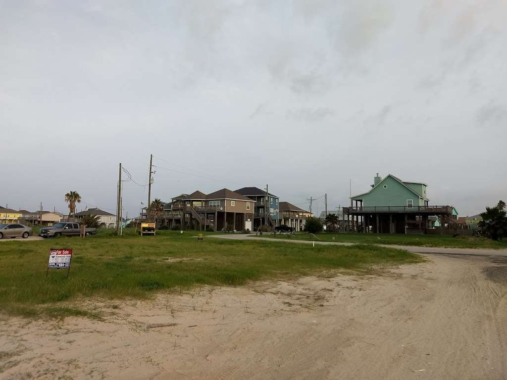 Hunts Villa Club | 77650, 2210 Oyster, Galveston, TX 77550, USA