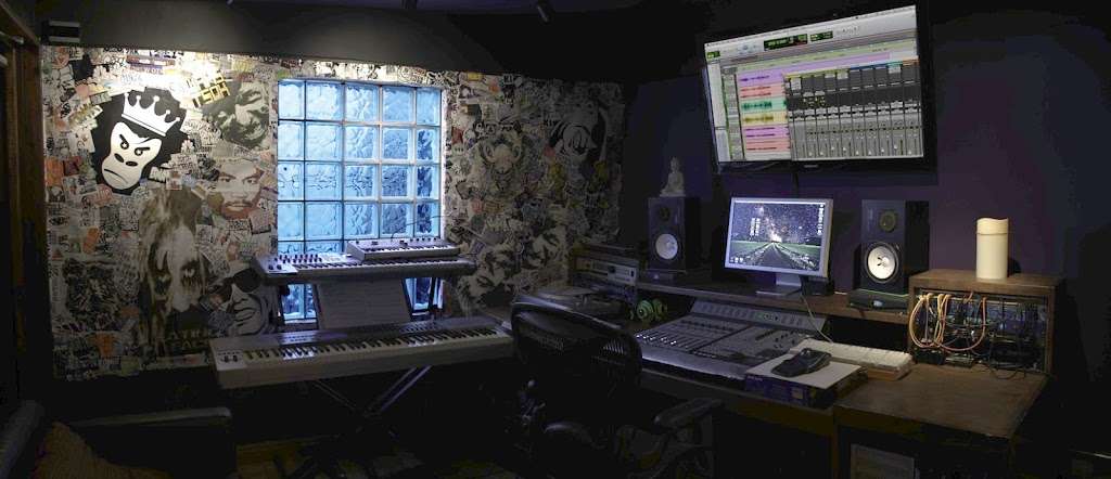 Little Big Room Recording Studio | 2912 W Burbank Blvd, Burbank, CA 91505, USA | Phone: (818) 846-2991