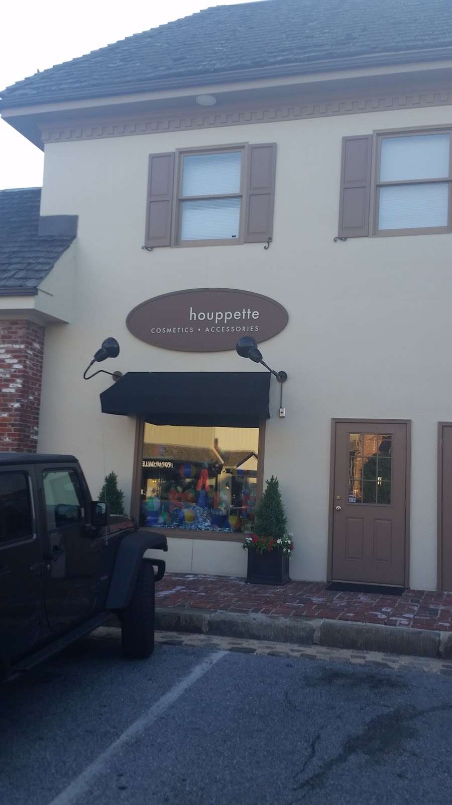 houppette | 4021D Kennett Pike, Wilmington, DE 19807, USA | Phone: (302) 421-9036