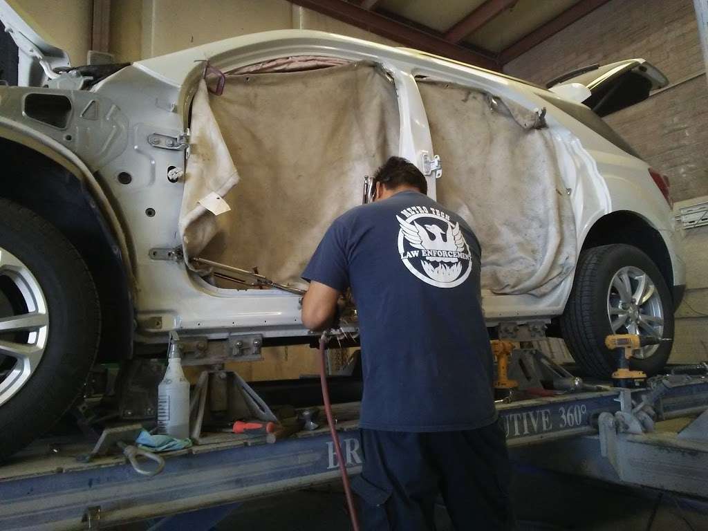 Xtreme Auto Body & Paint | 1647 W Broadway Rd, Phoenix, AZ 85041, USA | Phone: (602) 276-4397