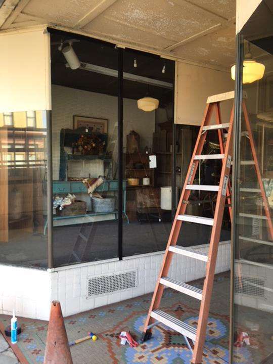 Elliotts House Of Glass & Windows | 3270 E Traction Rd, Crawfordsville, IN 47933, USA | Phone: (765) 364-1897