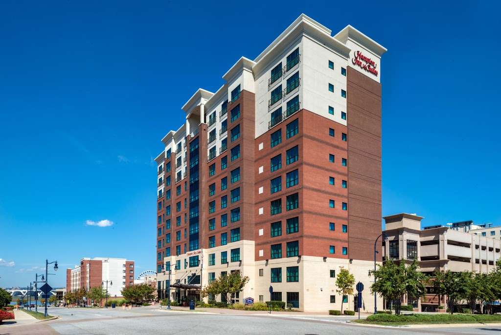 Hampton Inn & Suites National Harbor/Alexandria Area | 250 Waterfront St, Oxon Hill, MD 20745 | Phone: (301) 567-3531