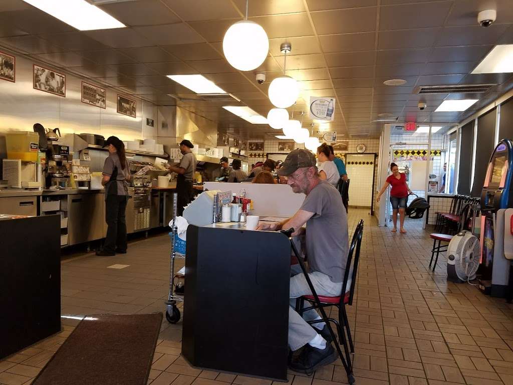 Waffle House | 1736 McCoy Rd, Orlando, FL 32809, USA | Phone: (407) 857-0455