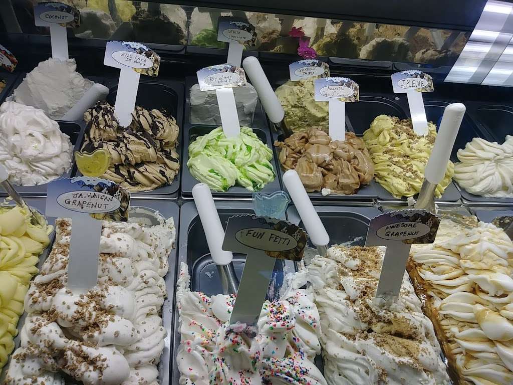 Lollipops Ice Cream And Gelato | 4120 Baychester Ave, The Bronx, NY 10466 | Phone: (718) 994-8755