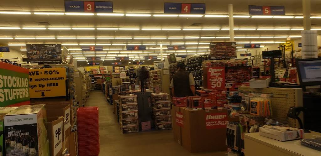 Harbor Freight Tools | 180 W Shaw Ave #2, Clovis, CA 93612, USA | Phone: (559) 298-7823