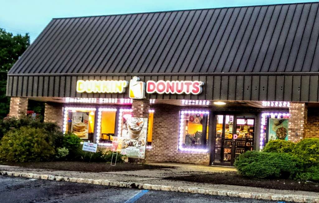 Dunkin Donuts | 2737 NJ-23, Stockholm, NJ 07460, USA | Phone: (973) 697-0100