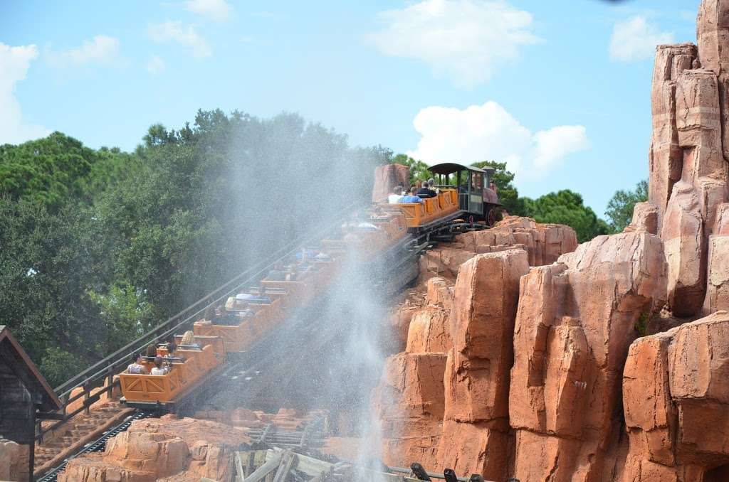 Big Thunder Mountain Railroad | Orlando, FL 32836, USA