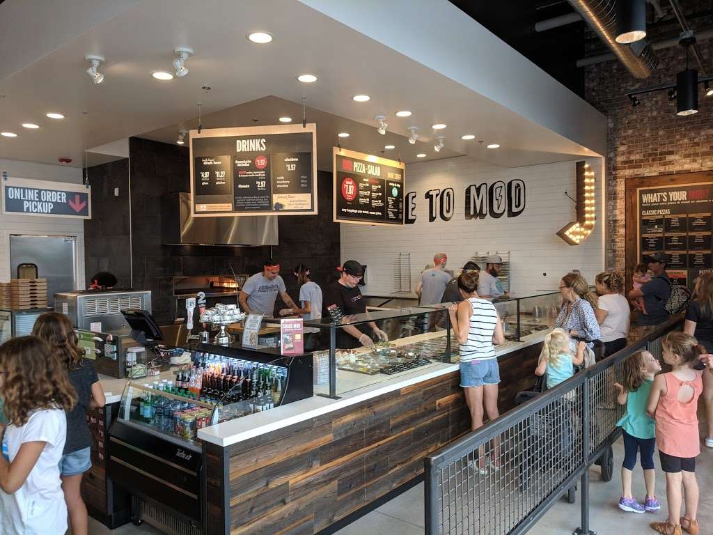 MOD Pizza | 1022 Ogden Ave, Downers Grove, IL 60515 | Phone: (630) 286-6775