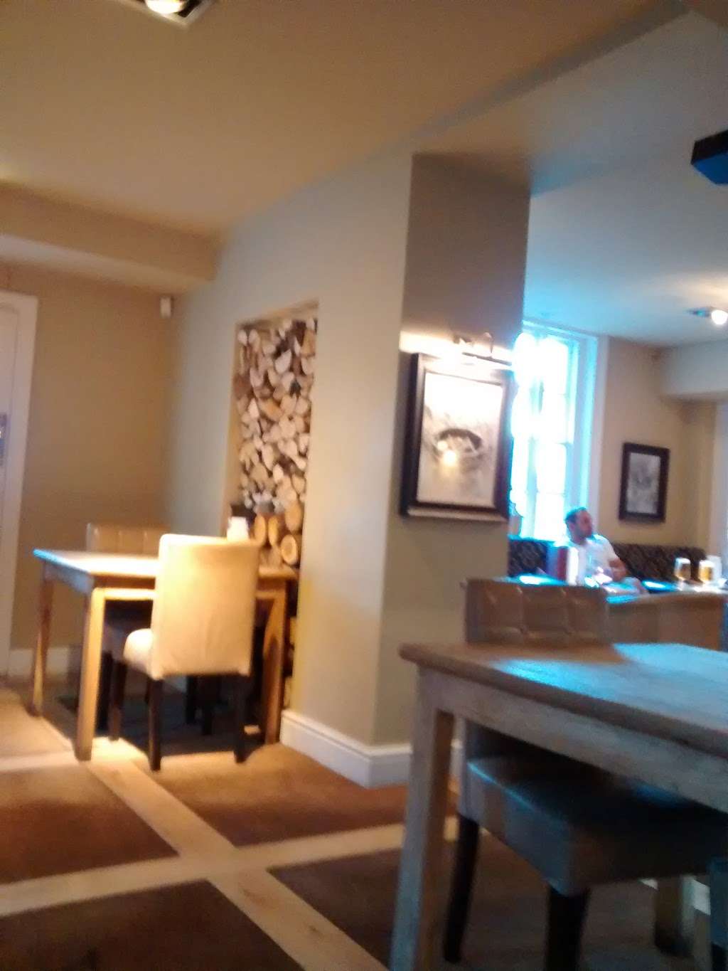 The George | 29 Hayes St, Bromley BR2 7LE, UK | Phone: 020 8462 1120