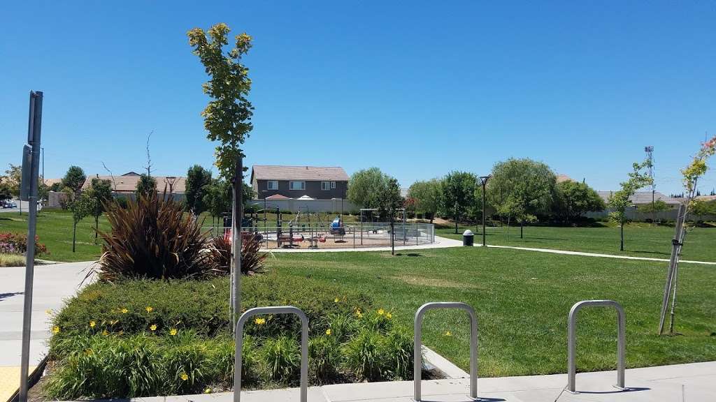 Highlands Ranch Park | Buchanan Rd, Pittsburg, CA 94565, USA | Phone: (925) 252-4842