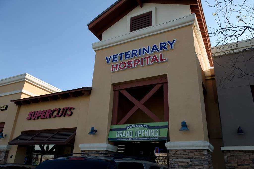 Eastvale Veterinary Hospital | 12672 Limonite Ave #3a, Eastvale, CA 92880 | Phone: (951) 763-8800