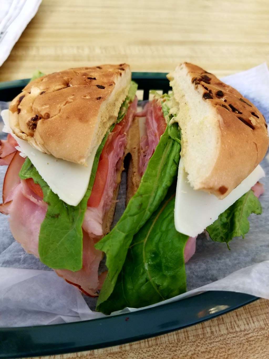 Brown Bag Deli | 125 Weymouth St, Rockland, MA 02370, USA | Phone: (781) 871-3354