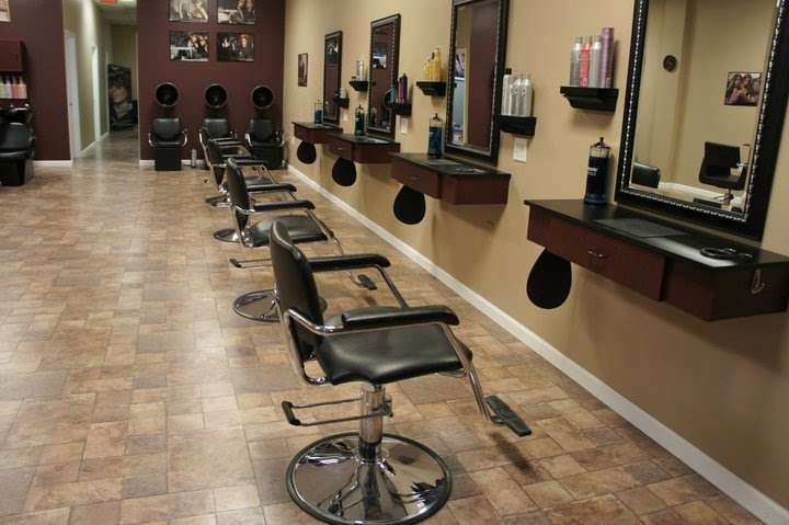 Hair Studio 322 Downingtown | 1233 Horseshoe Pike, Downingtown, PA 19335, USA | Phone: (610) 518-2247