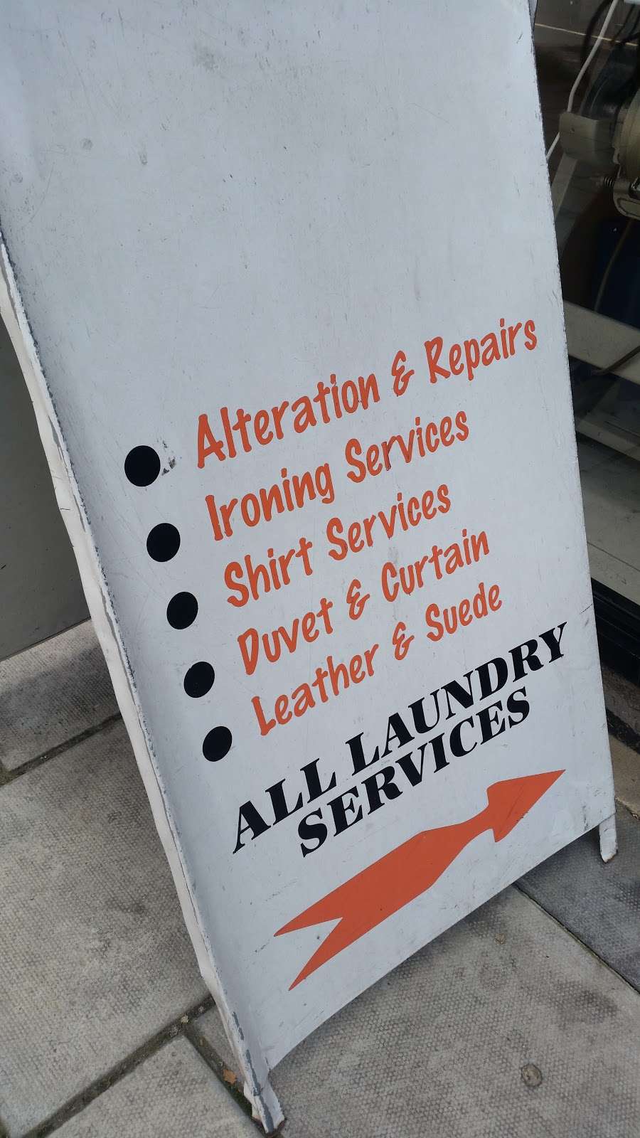S.I.S.T Dry Cleaners & Launderette | 6 Acre Ln, Brixton, London SW2 5SG, UK | Phone: 020 7771 2315