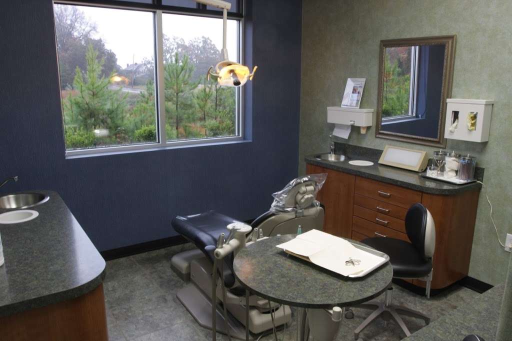 Baker Dental Care | 703 E King St #9, Kings Mountain, NC 28086, USA | Phone: (704) 739-4461