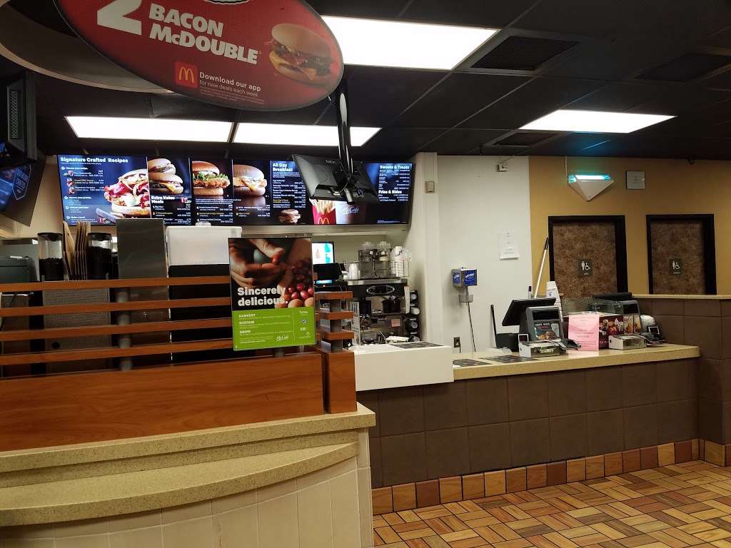 McDonalds | 1409 W Amity St, Louisburg, KS 66053, USA | Phone: (913) 837-3519