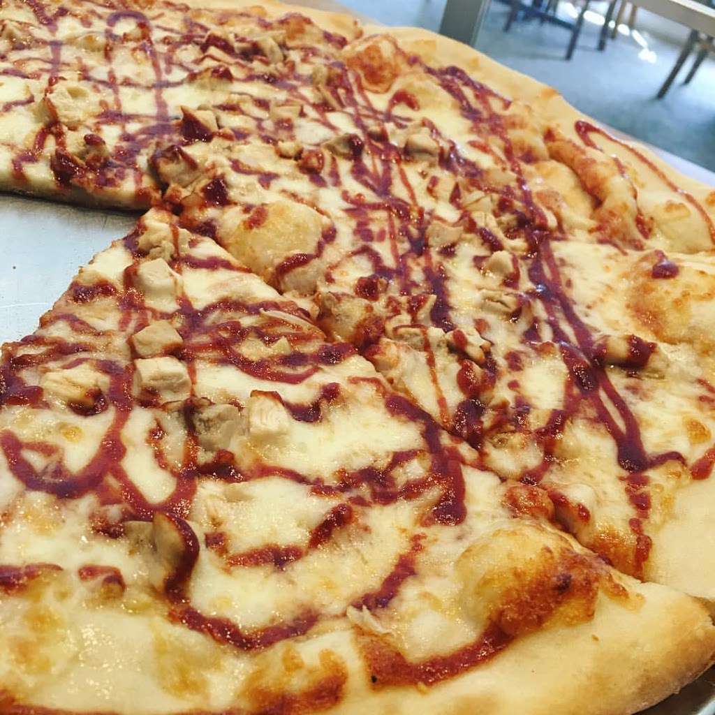 Slices Pizza | 3760 W Eau Gallie Blvd #101, Melbourne, FL 32934 | Phone: (321) 425-6101