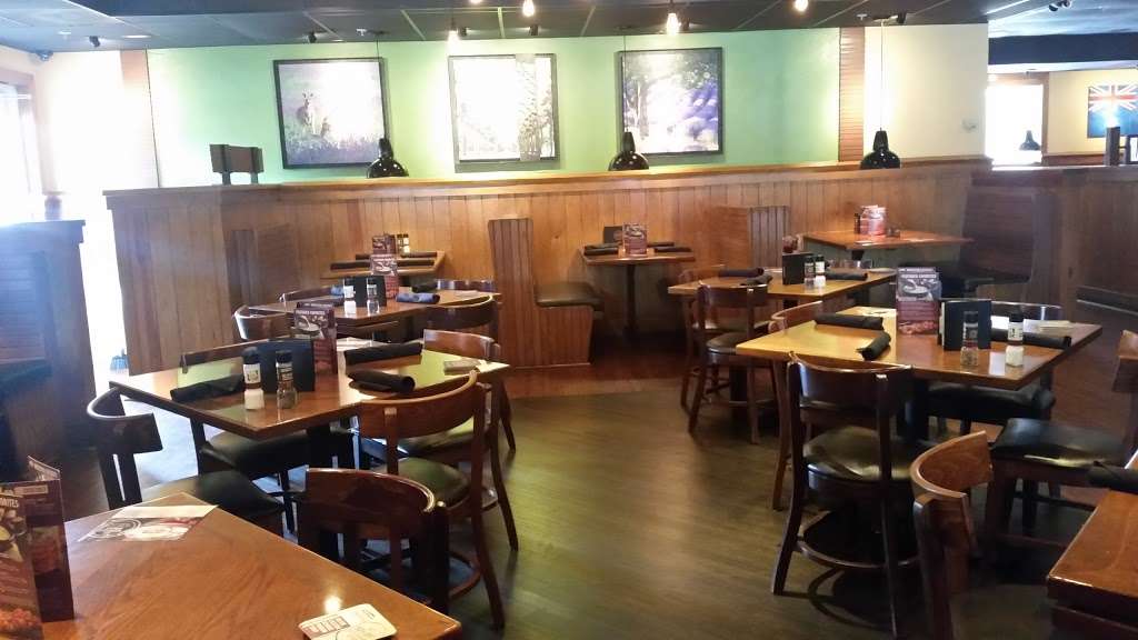 Outback Steakhouse | 12120 Lake Underhill Rd, Orlando, FL 32825 | Phone: (407) 275-9440