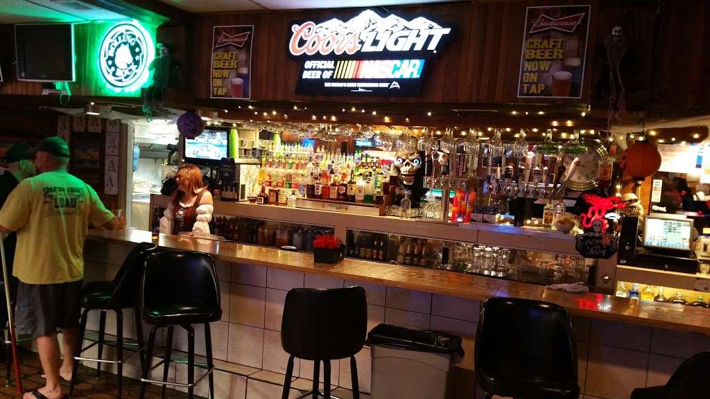 Lighthouse Sports Bar | 12351 W Indian School Rd, Avondale, AZ 85392 | Phone: (623) 935-2471