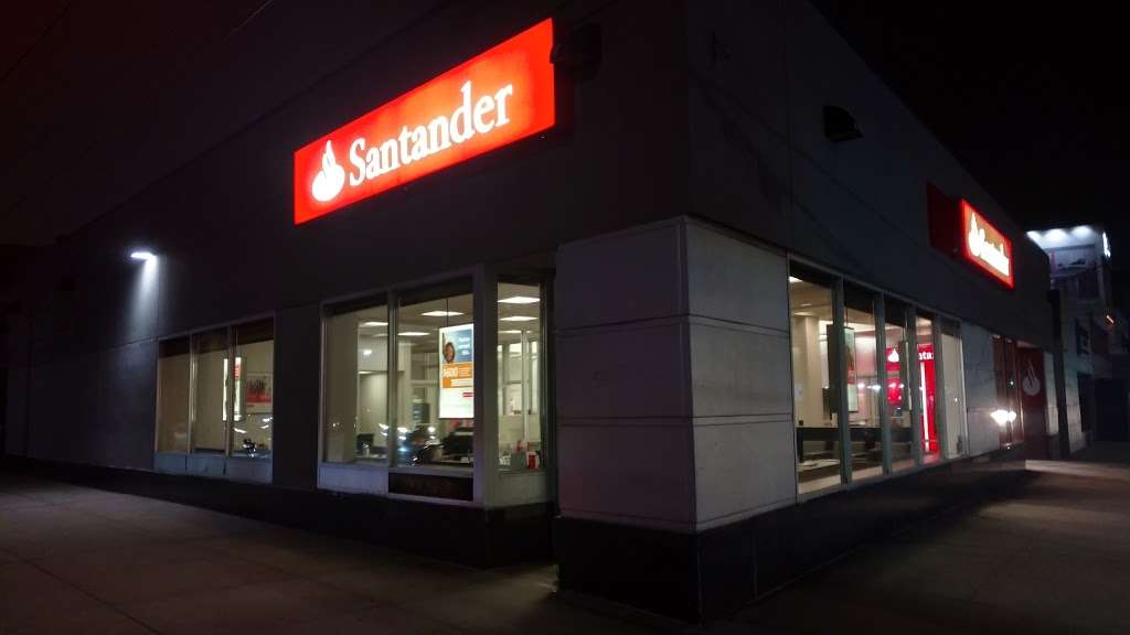 Santander Bank | 301 Avenue U, Brooklyn, NY 11223, USA | Phone: (718) 946-0900