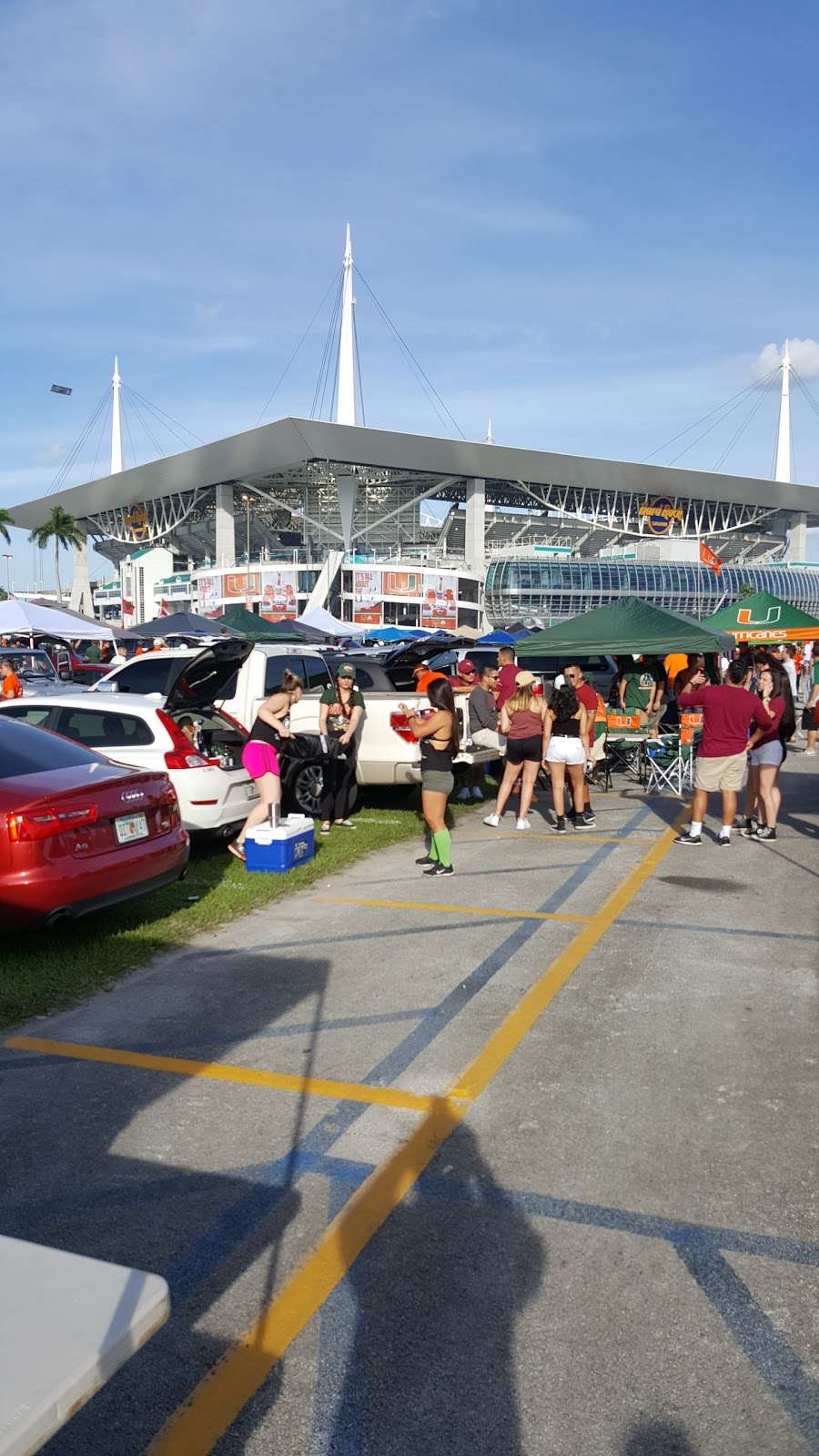 Joe Robbie Stadium Heliport | 347 Don Shula Dr, Miami Gardens, FL 33056, USA