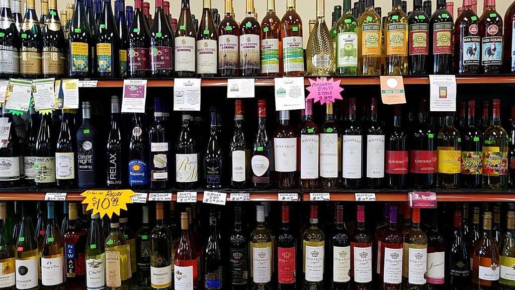 Extra Value Wine & Liquor | 348 S Budler Rd, Romeoville, IL 60446, USA | Phone: (815) 439-9463