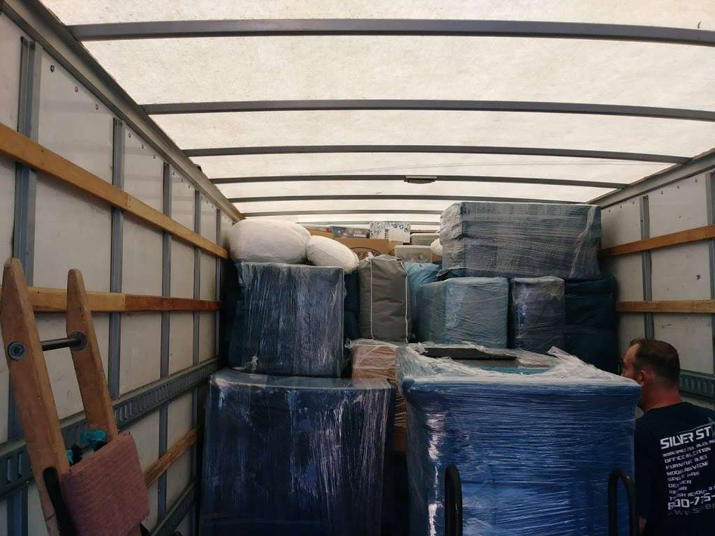 Silver Star Moving and Storage | 153 W Rosecrans Ave, Gardena, CA 90248 | Phone: (800) 725-7955