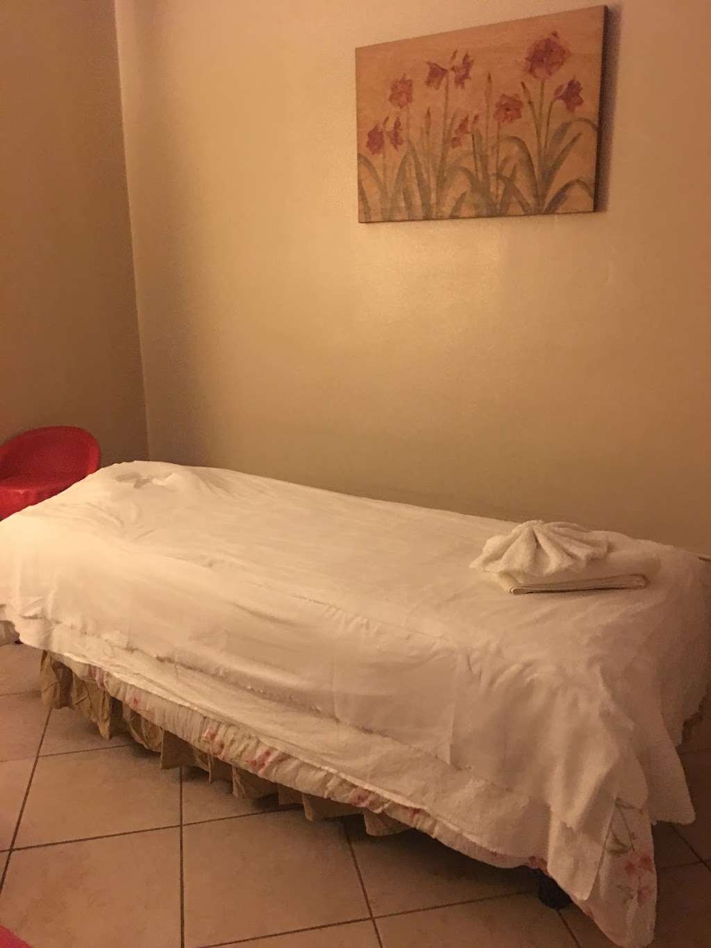 Tansy Massage | 15055 Bear Valley Rd # E, Hesperia, CA 92345 | Phone: (760) 265-2275