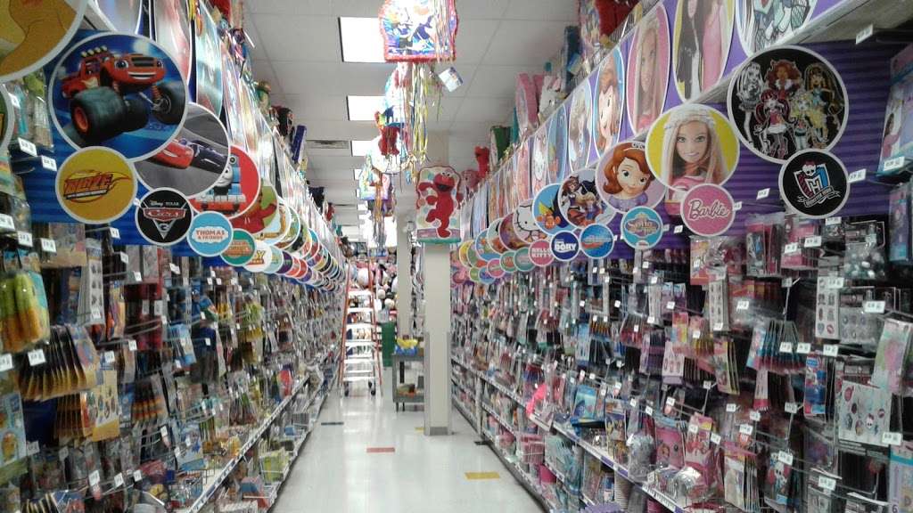 Party City | 1942 Catawba Valley Blvd SE, Hickory, NC 28602, USA | Phone: (828) 327-3220