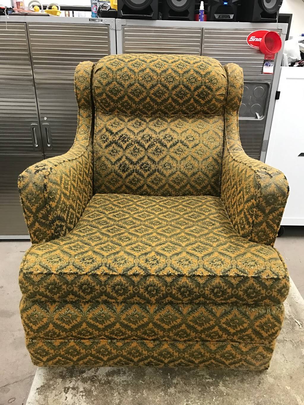 Rocky Mountain Upholstery Co | 629 S 29th St, Colorado Springs, CO 80904, USA | Phone: (719) 277-7363