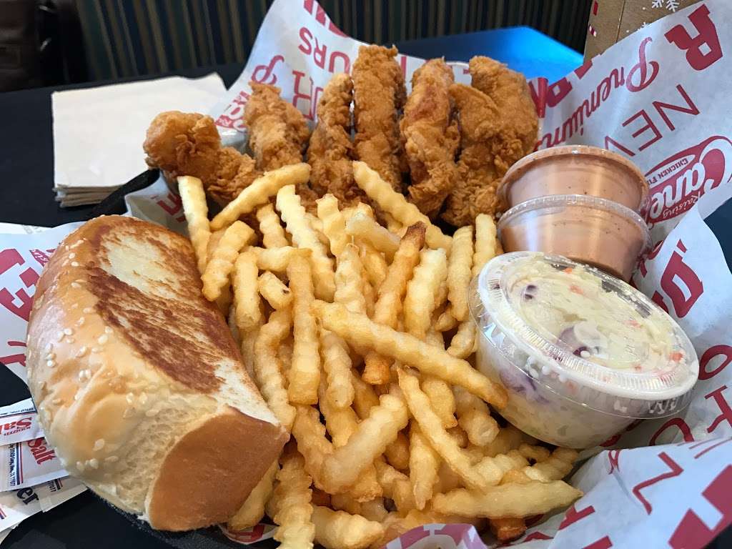 Raising Canes Chicken Fingers | 6051 N Decatur Blvd, Las Vegas, NV 89130 | Phone: (702) 522-7177