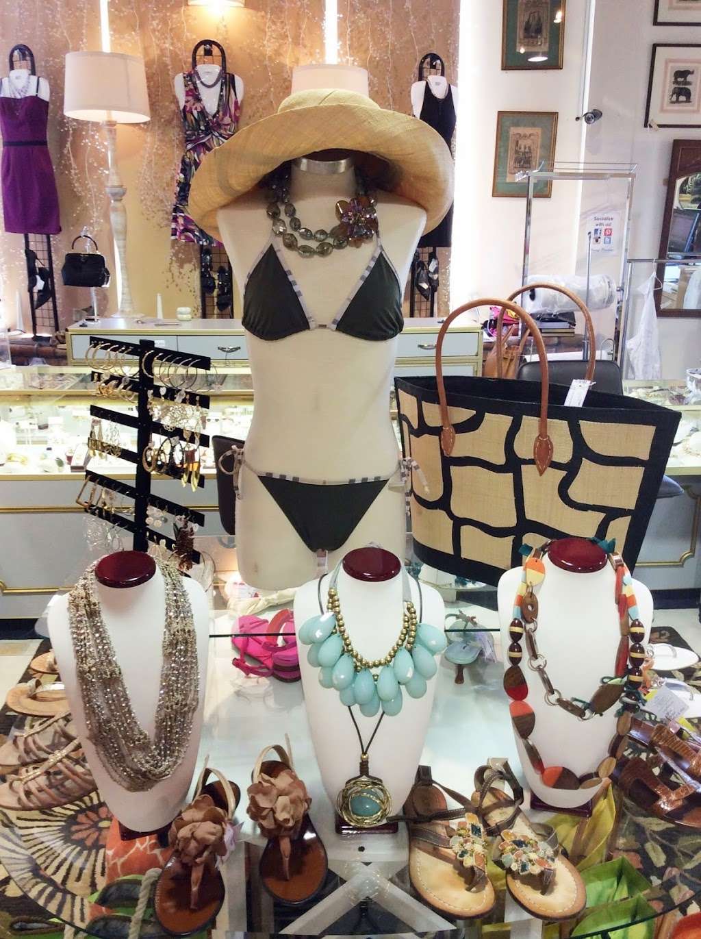 Penny Pincher Boutique | 184 Harris Road, 117 By-Pass, Bedford Hills, NY 10507, USA | Phone: (914) 241-2134